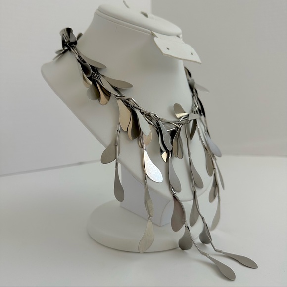 BCBGMAXAZRIA SILVER DROP NECKLACE - Picture 3 of 7